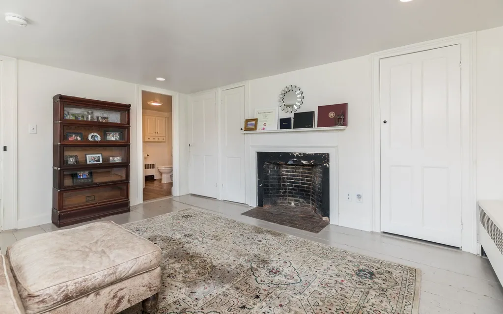 5 Kensington Road Hampton Falls NH 03844