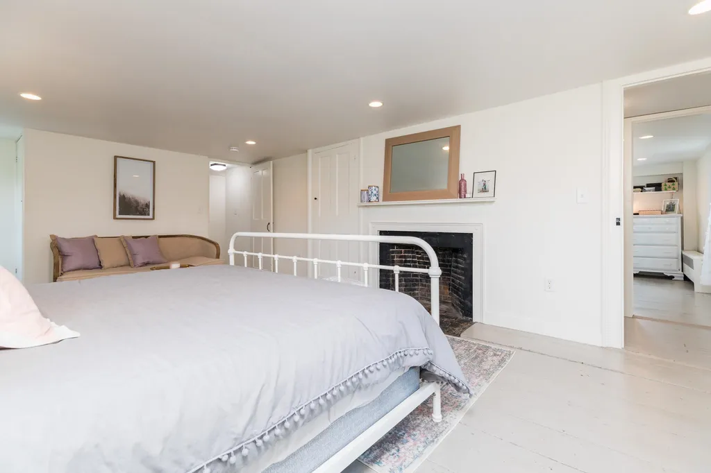 5 Kensington Road Hampton Falls NH 03844