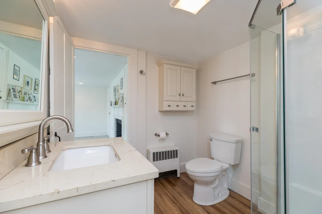 5 Kensington Road Hampton Falls NH 03844