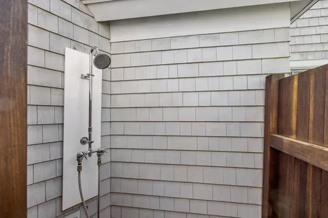 60 Walton Road New Castle NH 03854