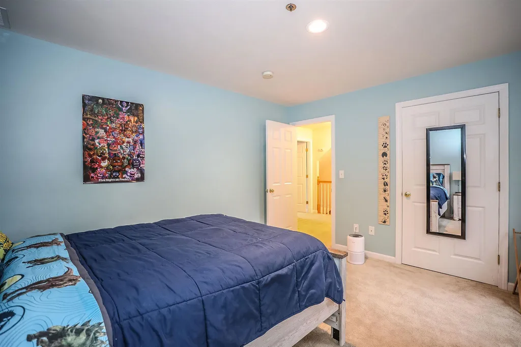 5 Farrwood Drive Hooksett NH 03106