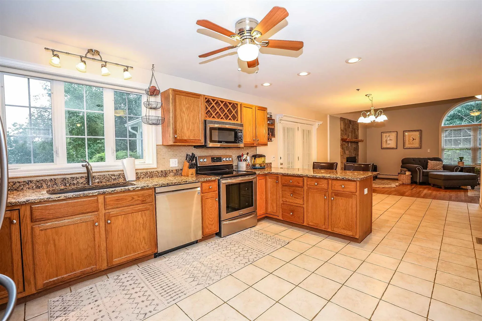 5 Farrwood Drive Hooksett NH 03106