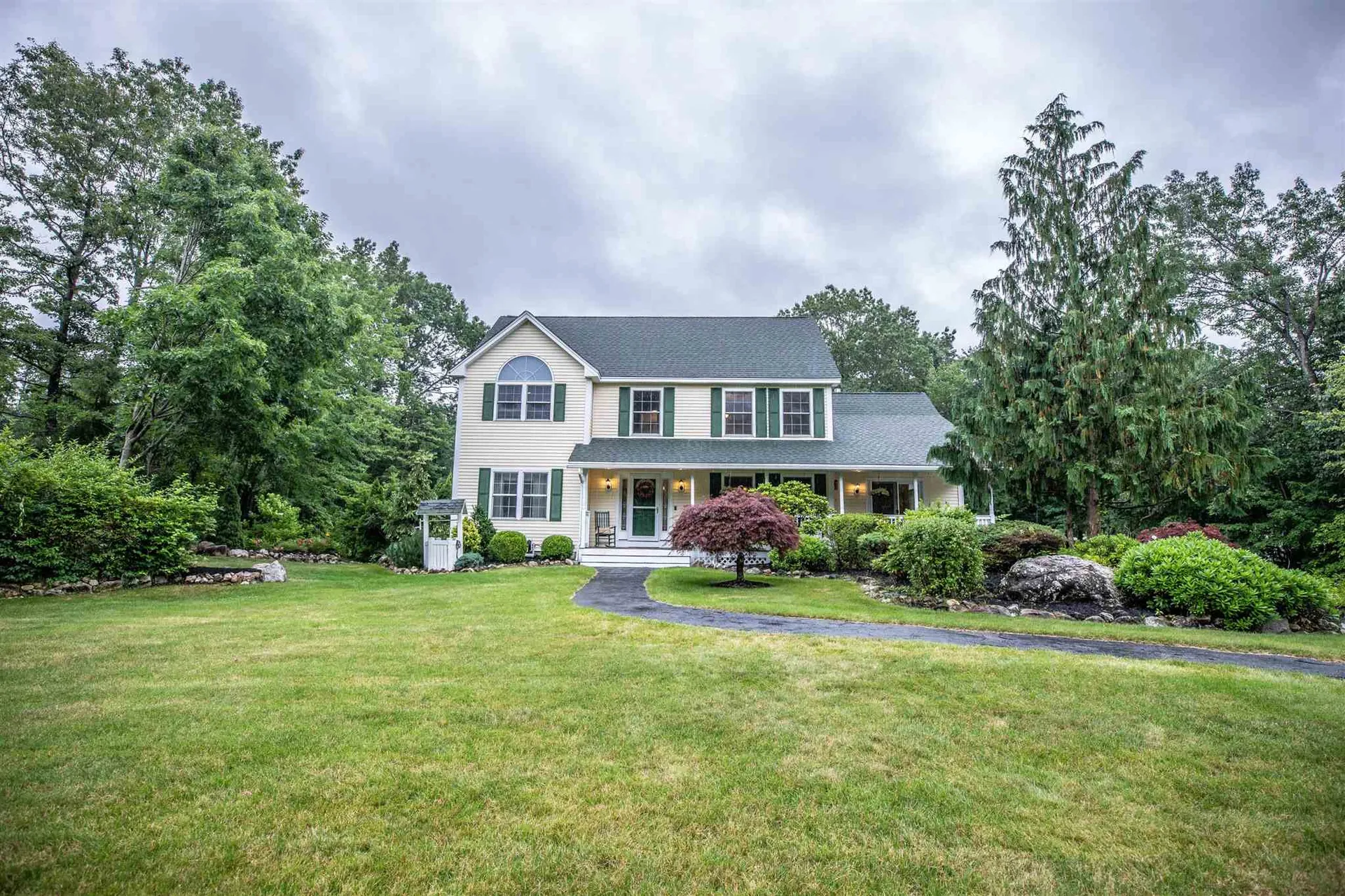 5 Farrwood Drive Hooksett NH 03106