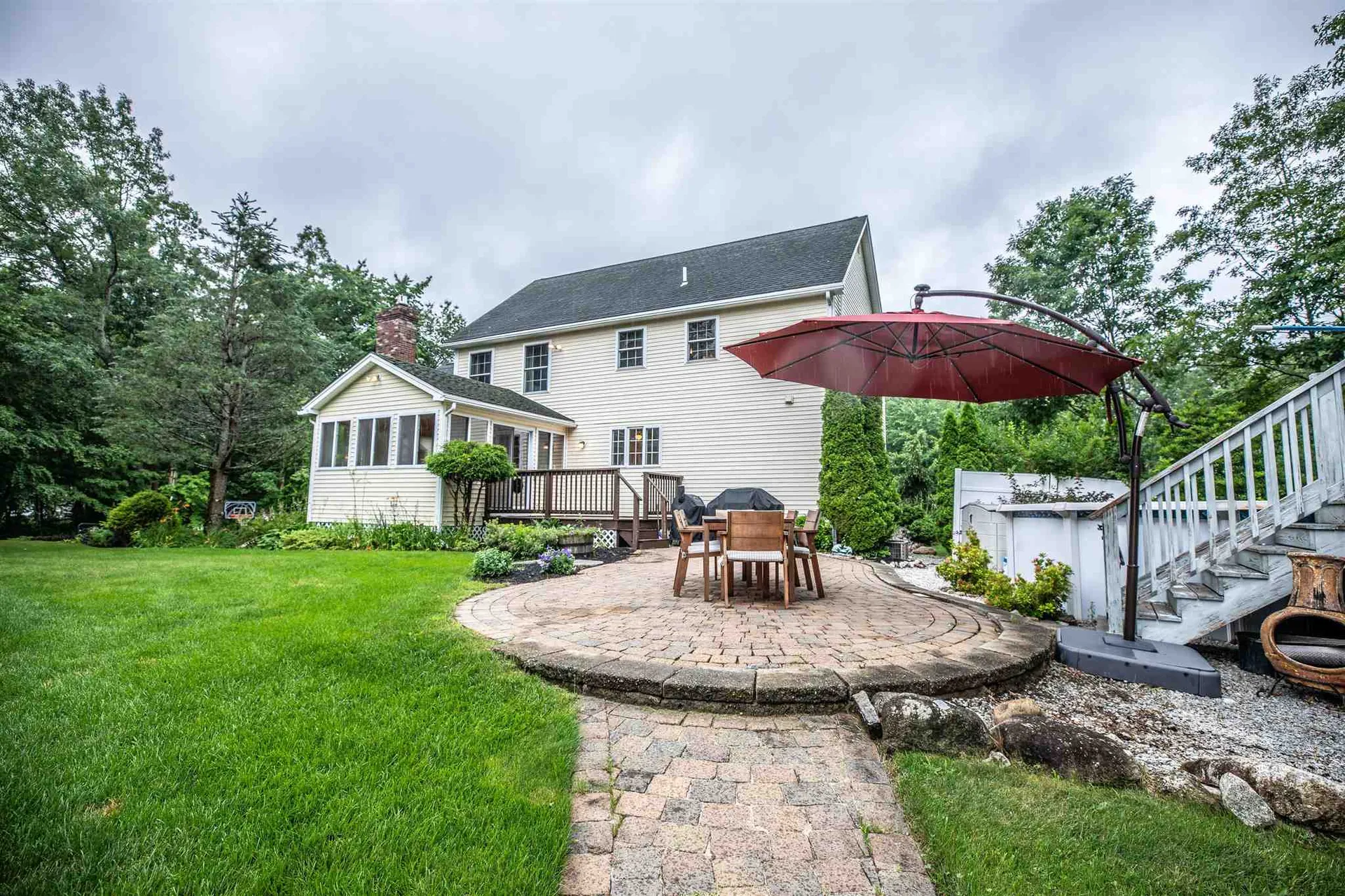 5 Farrwood Drive Hooksett NH 03106