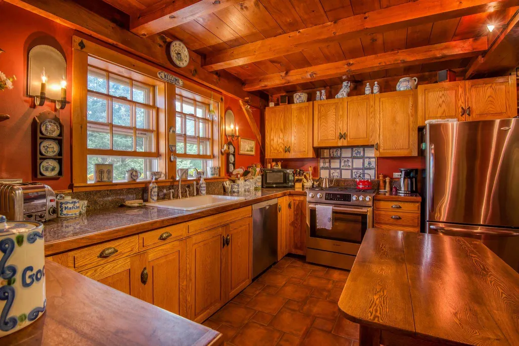 92 Dutch Road Parsonsfield ME 04047