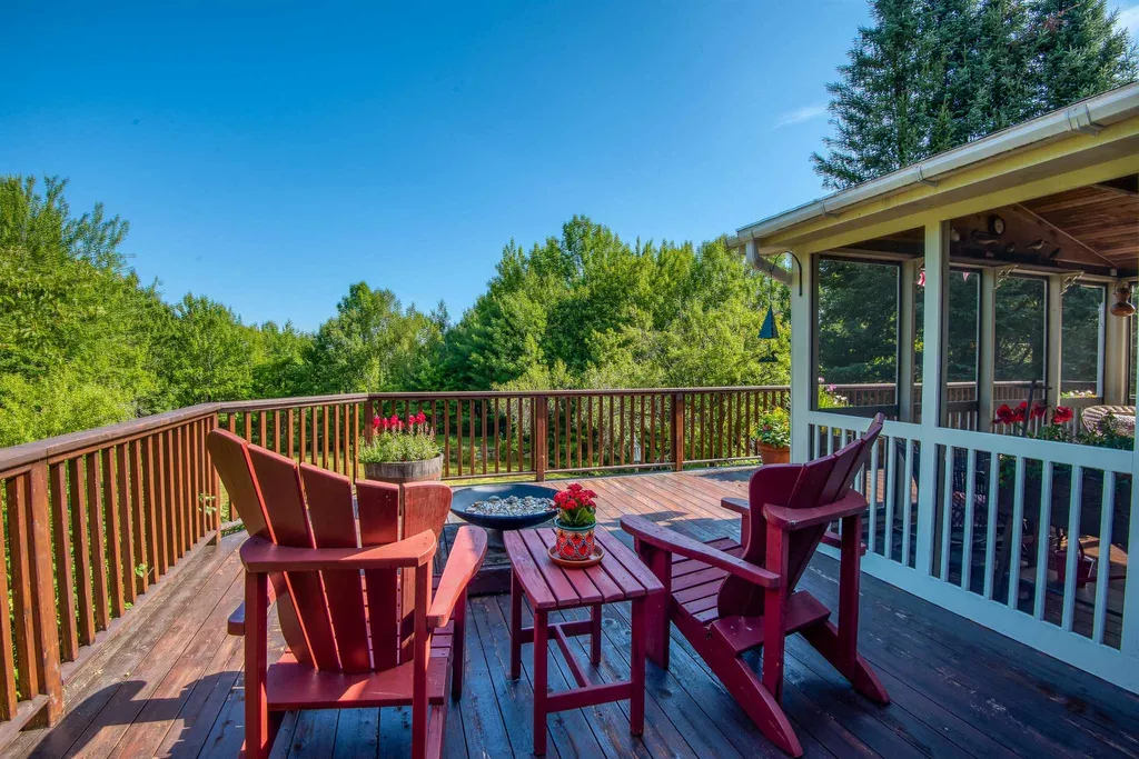 92 Dutch Road Parsonsfield ME 04047