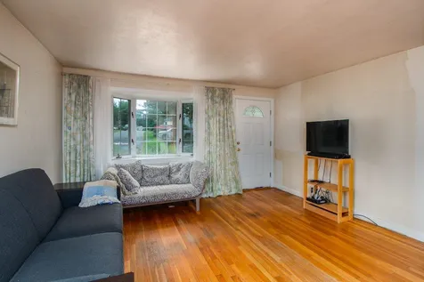 28 Hutchinson Drive Hampton NH 03842