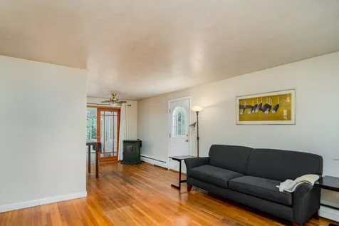 28 Hutchinson Drive Hampton NH 03842