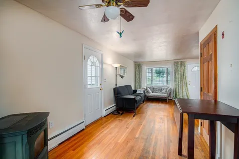 28 Hutchinson Drive Hampton NH 03842
