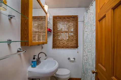28 Hutchinson Drive Hampton NH 03842