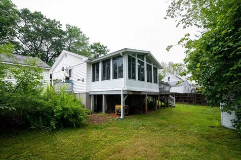 28 Hutchinson Drive Hampton NH 03842