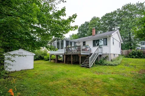 28 Hutchinson Drive Hampton NH 03842