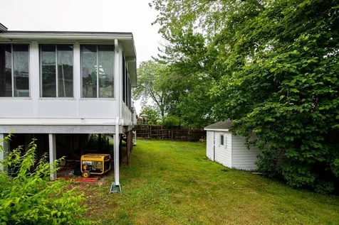 28 Hutchinson Drive Hampton NH 03842
