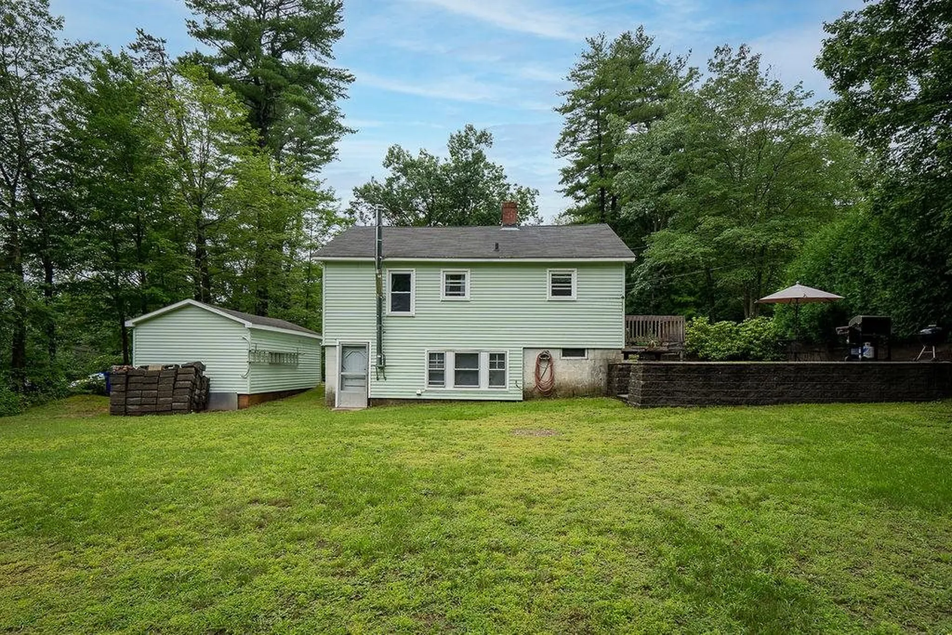 10 Paige Hill Road Goffstown NH 03045
