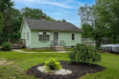 10 Paige Hill Road Goffstown NH 03045