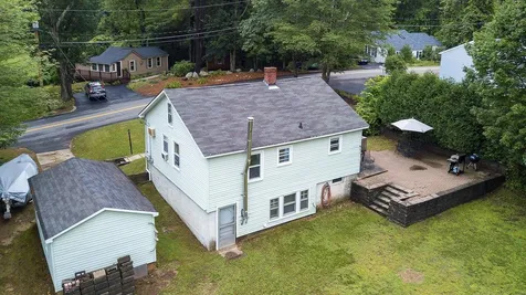 10 Paige Hill Road Goffstown NH 03045