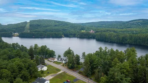 10 Paige Hill Road Goffstown NH 03045