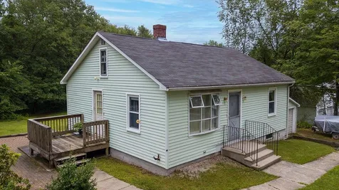 10 Paige Hill Road Goffstown NH 03045
