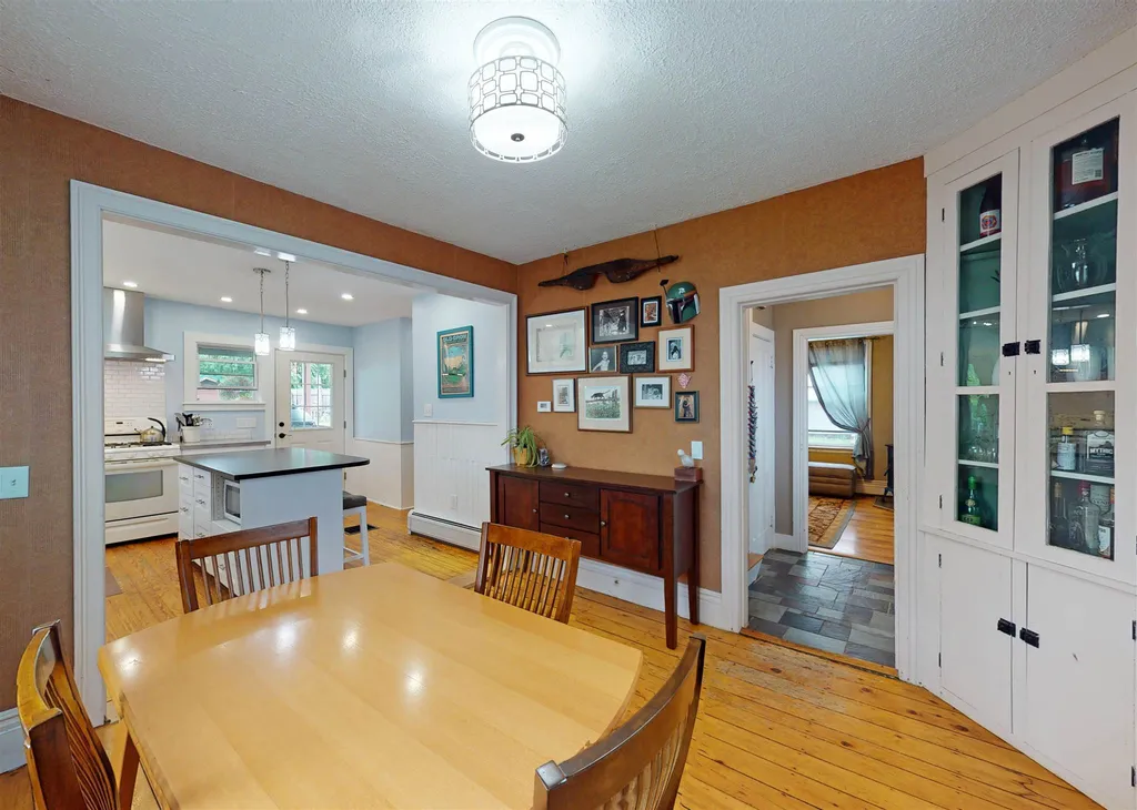 16 East Street Vergennes VT 05491