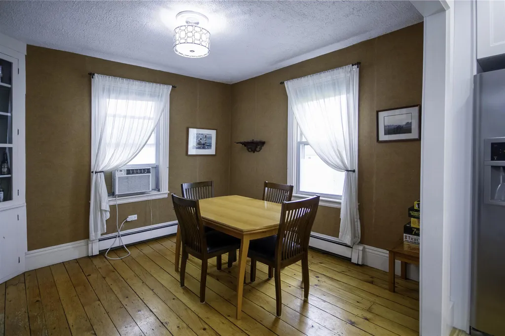 16 East Street Vergennes VT 05491