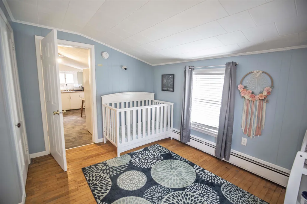 184 Mast Road Manchester NH 03102