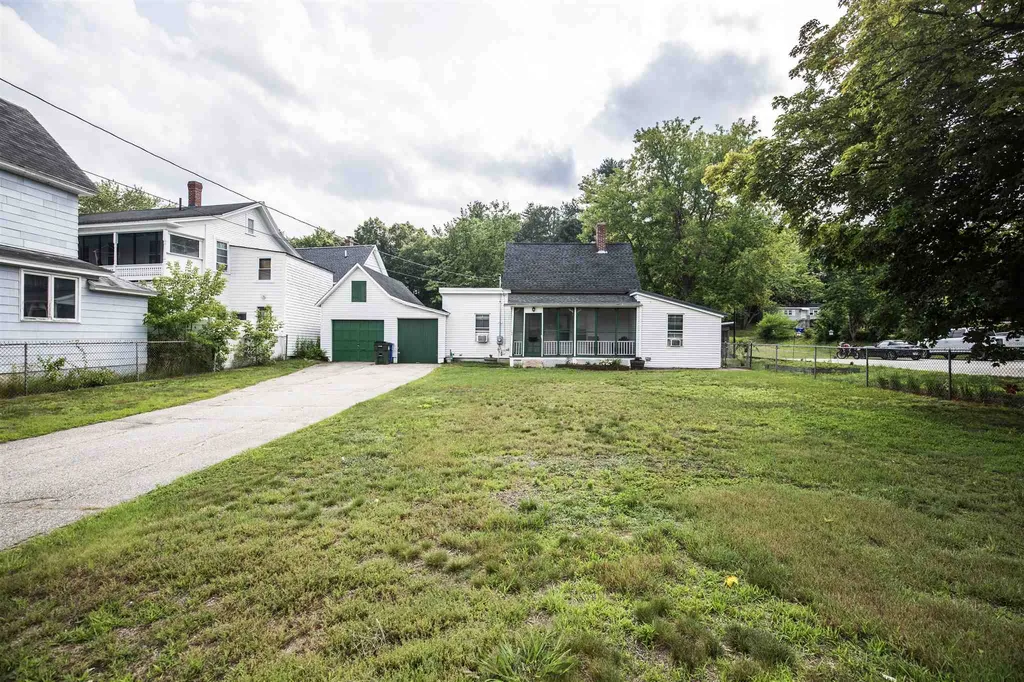 184 Mast Road Manchester NH 03102
