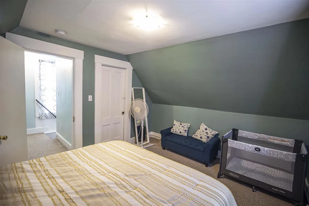 184 Mast Road Manchester NH 03102