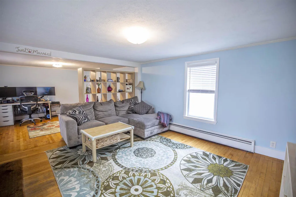 184 Mast Road Manchester NH 03102