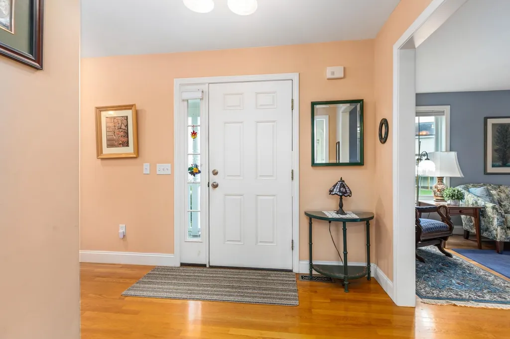 15 Trestle Way Dover NH 03820