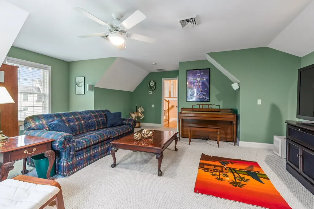 15 Trestle Way Dover NH 03820