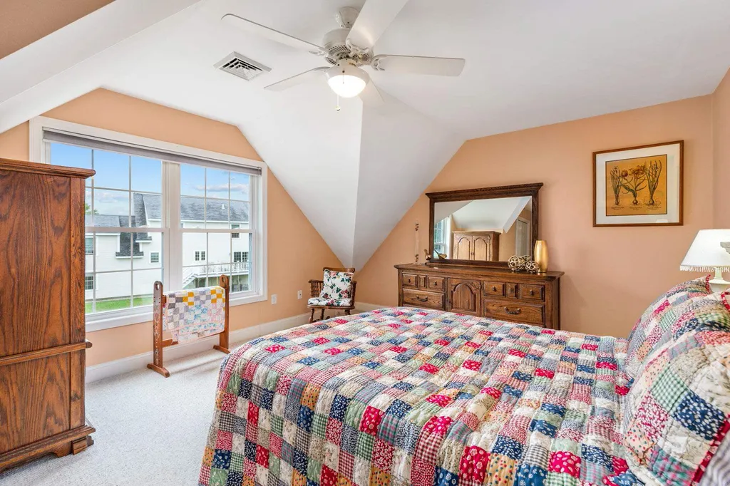 15 Trestle Way Dover NH 03820