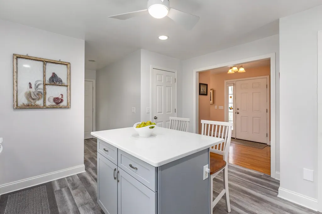 15 Trestle Way Dover NH 03820