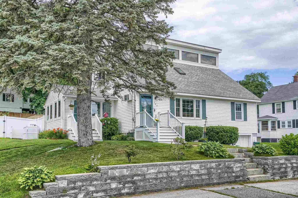 123 S Jewett Street Manchester NH 03103