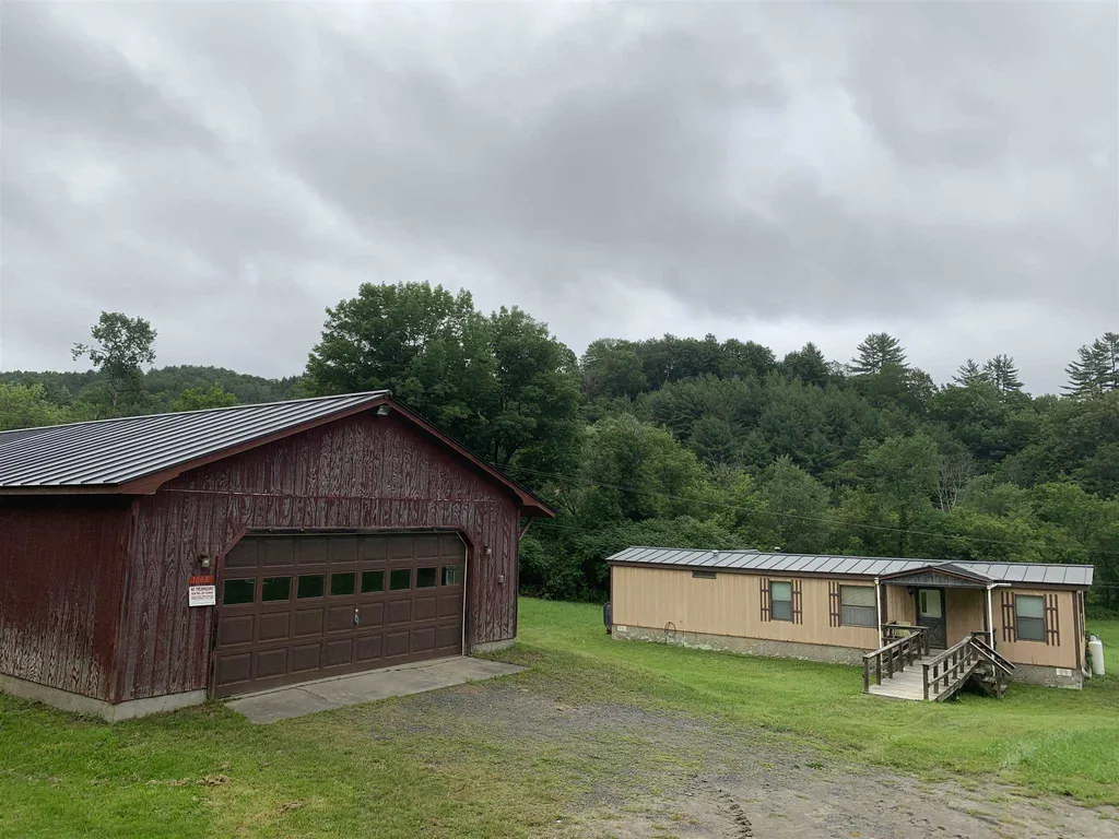 1088 Mill Road Royalton VT 05068