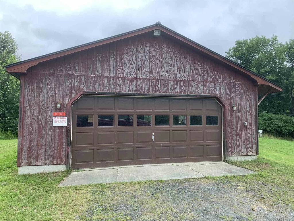 1088 Mill Road Royalton VT 05068