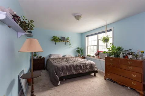 35 Jefferson Drive Hillsborough NH 03244