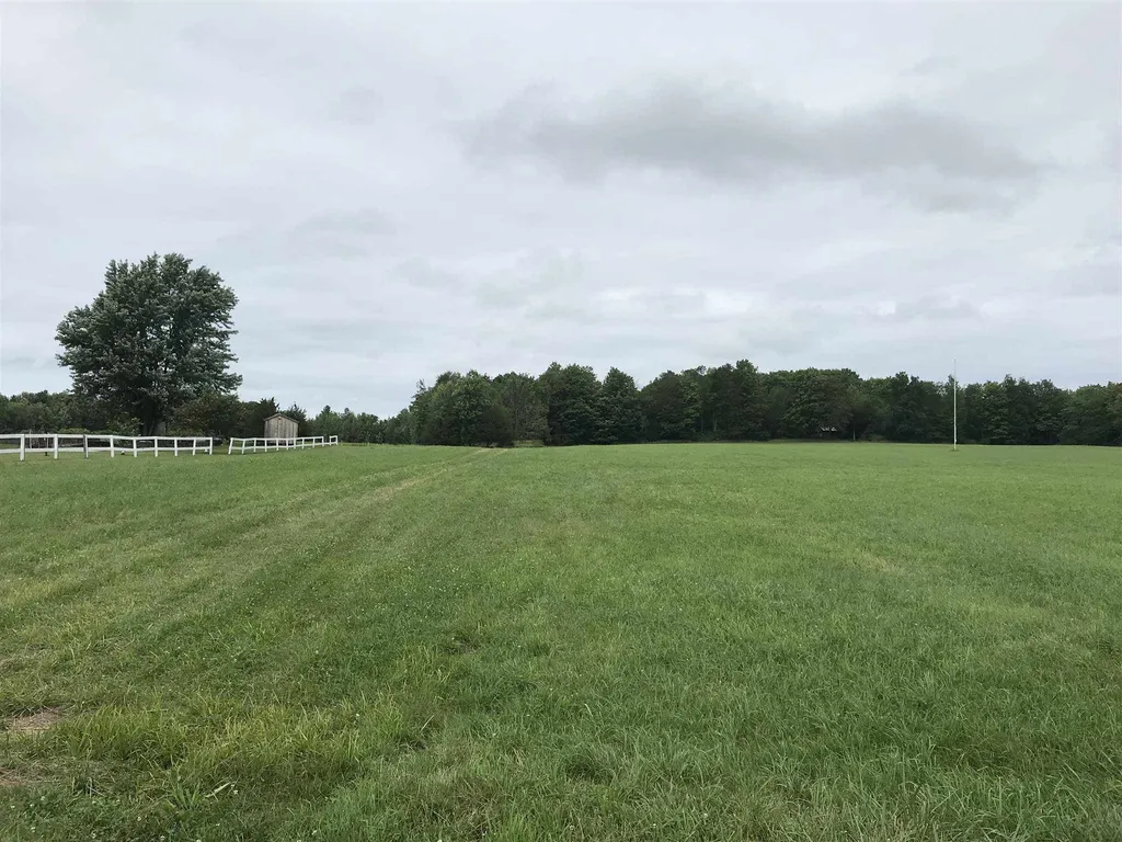 22 Pearl Street Grand Isle VT 05458