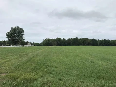 22 Pearl Street Grand Isle VT 05458