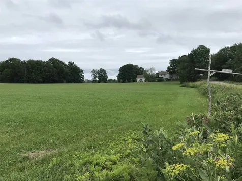 22 Pearl Street Grand Isle VT 05458