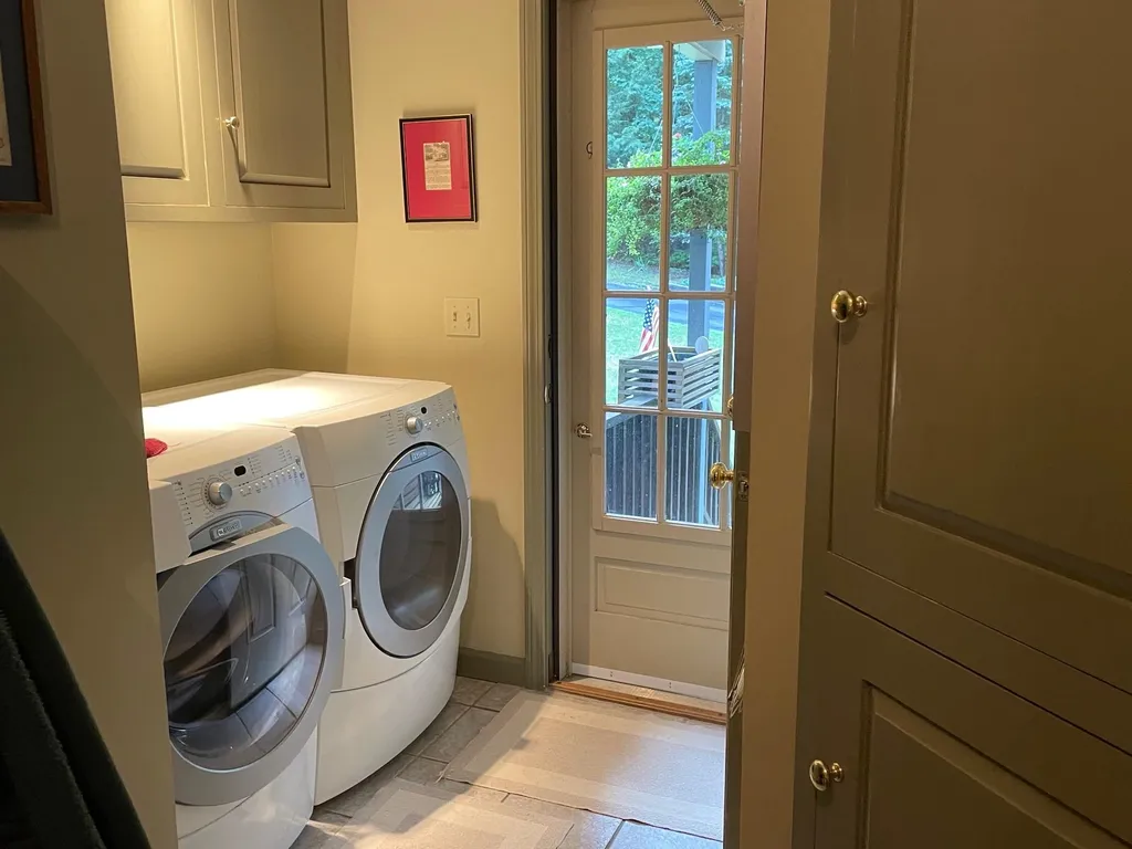 16 Juniper Ridge Road Exeter NH 03833