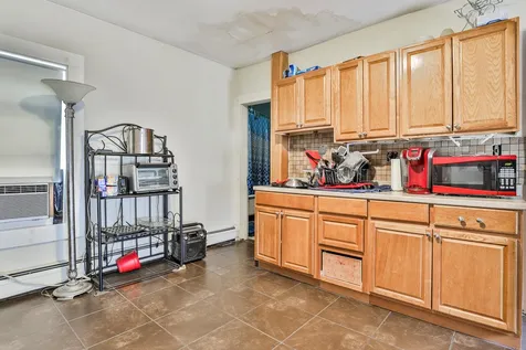 38-40 Kinsley Street Nashua NH 03060