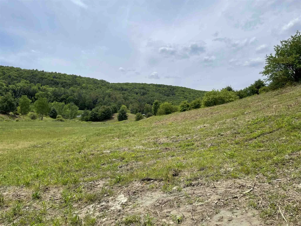 104 Route 5 Hartland VT 05048