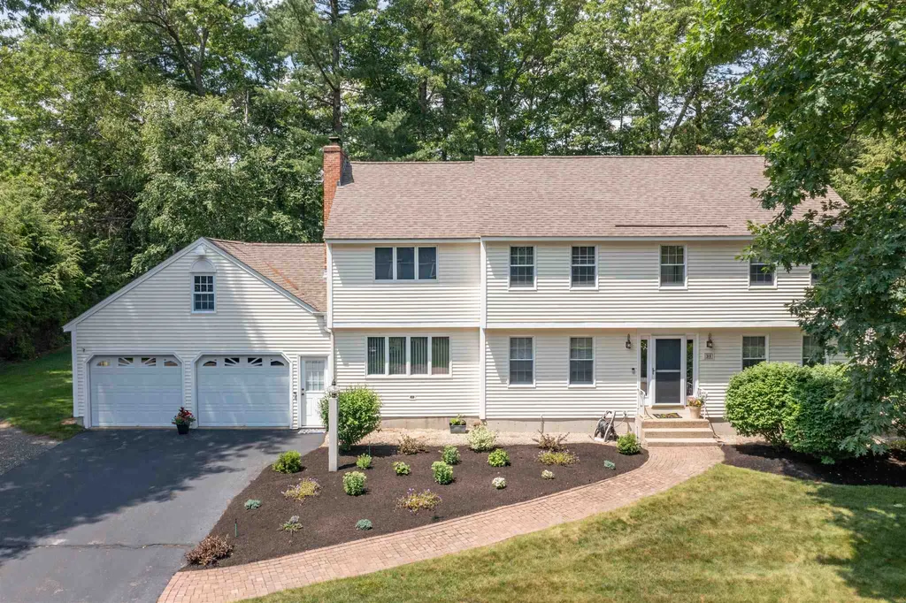 31 Deerhaven Drive Nashua NH 03064