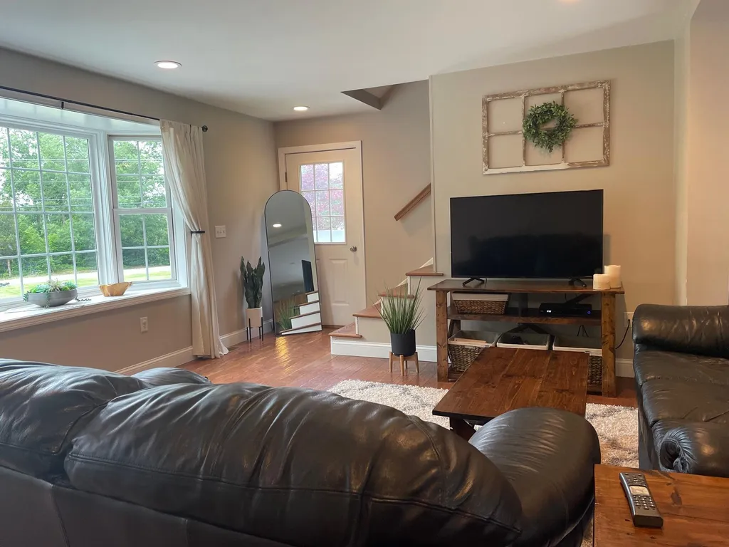 59 Mill Road Kingston NH 03848