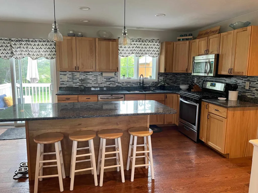 59 Mill Road Kingston NH 03848