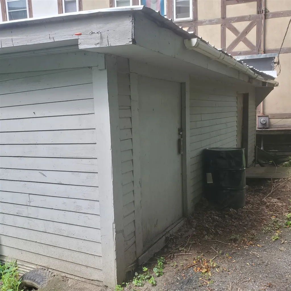 166 Eastern Avenue St. Johnsbury VT 05819