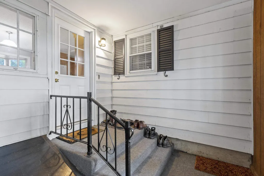 6 Whitehall Road Rochester NH 03867