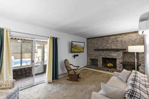6 Whitehall Road Rochester NH 03867