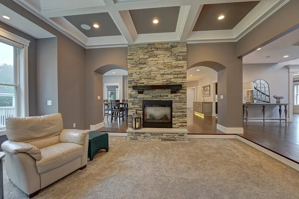 34 London Bridge Road Windham NH 03087