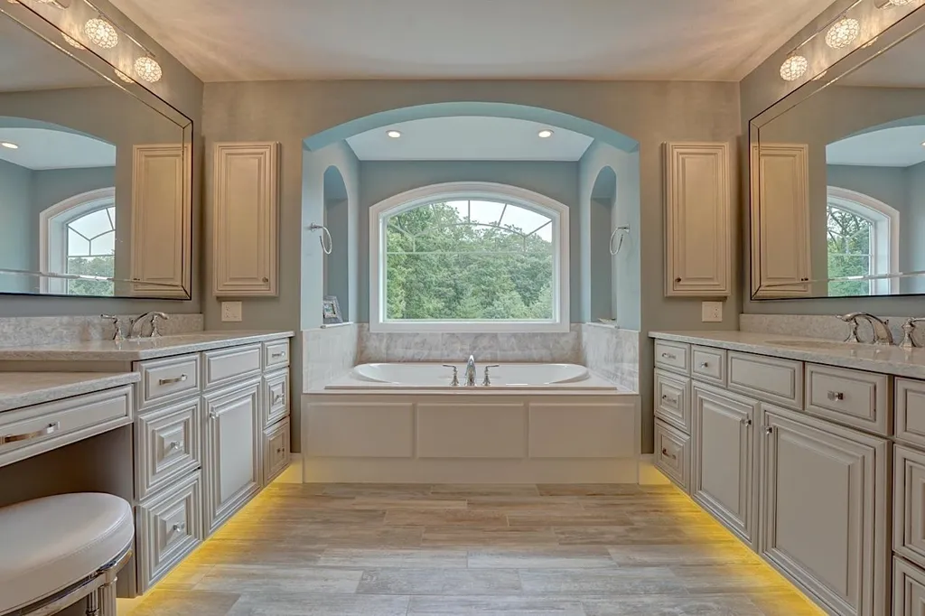 34 London Bridge Road Windham NH 03087